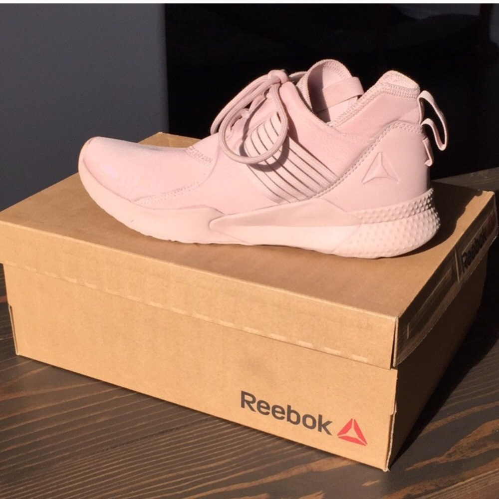 Reebok blush 8.5